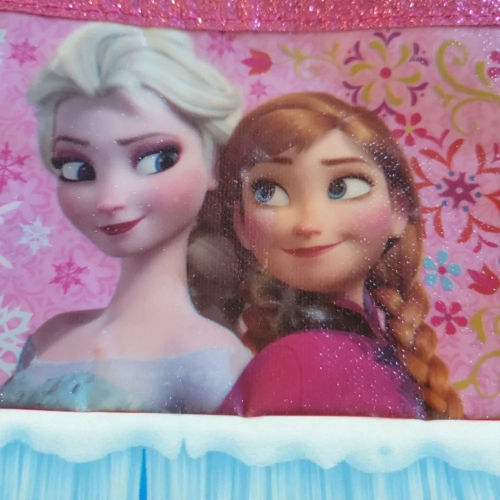 Frozen Girls Pink Purse Small Zipper Wristlet Elsa Anna Pink Disney Princess